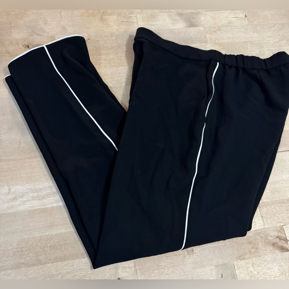 Theory Black pull on tuxedo style Pants with White piping detail women’s